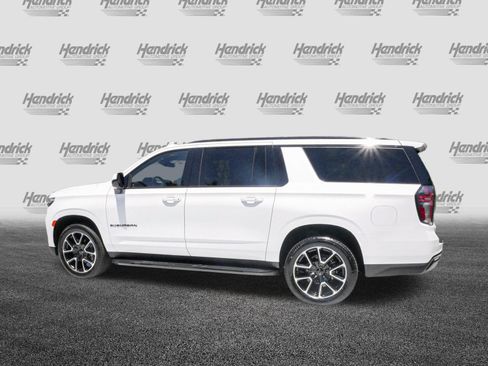Used 2024 Chevrolet Suburban RST RWD image 7
