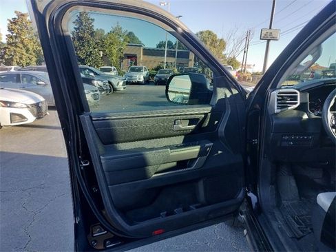Used 2022 Toyota Tundra SR5 image 33