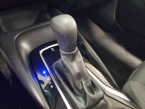 Used 2024 Toyota Corolla LE image 29