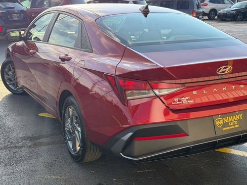 Used 2024 Hyundai Elantra SEL FWD image 49