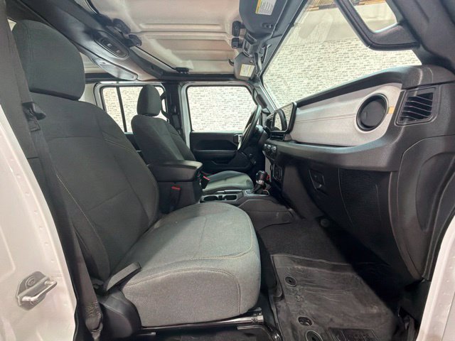 Used 2024 Jeep Gladiator Sport AWD/4WD image 11