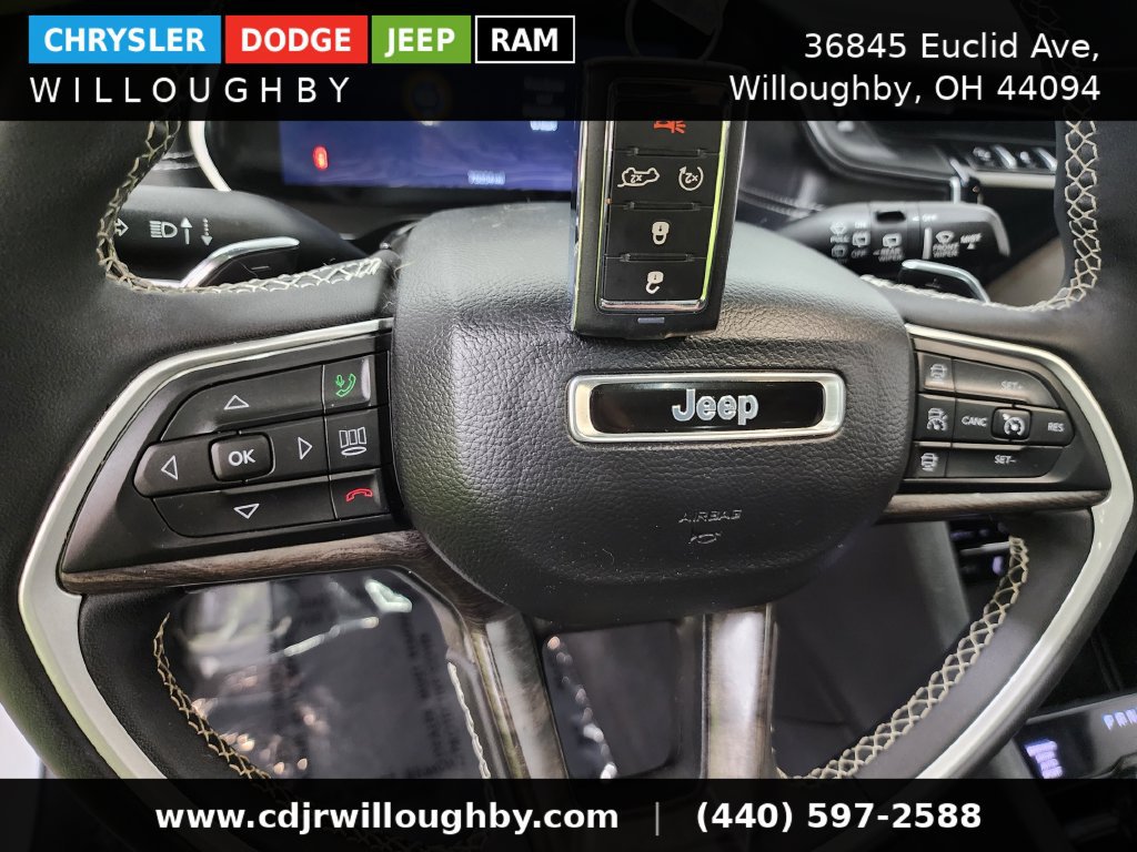 Used 2023 Jeep Grand Cherokee Limited w/ Luxury Tech Group II AWD/4WD image 45