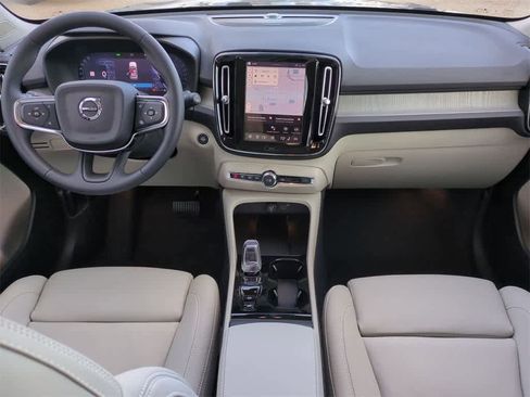 New 2026 Volvo XC40 B5 Plus w/ Protection Package Premier image 7