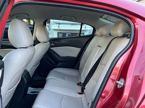 Used 2015 MAZDA MAZDA3 i Touring image 19