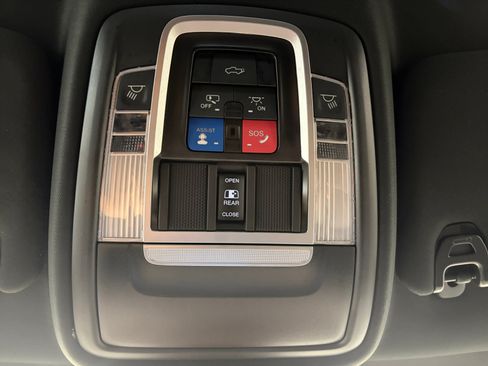 Used 2023 RAM 2500 Rebel w/ Level 1 Equipment Group AWD/4WD image 34