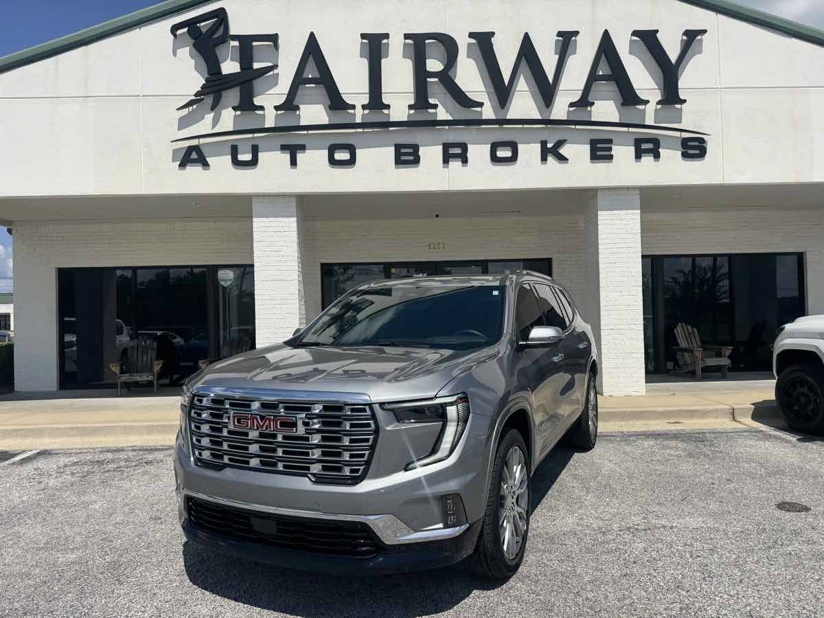Used 2025 GMC Acadia Denali w/ Super Cruise Package AWD/4WD image 38
