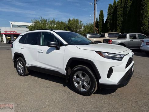 Certified 2024 Toyota RAV4 LE AWD/4WD image 1