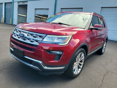 Used 2019 Ford Explorer Limited AWD/4WD image 2