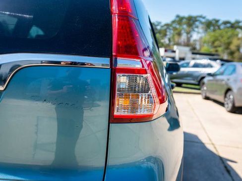 Used 2015 Honda CR-V LX image 18