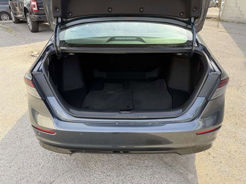 Used 2023 Honda Accord Touring image 16