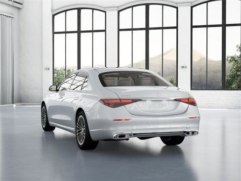 New 2026 Mercedes-Benz S 580 4MATIC Sedan image 27