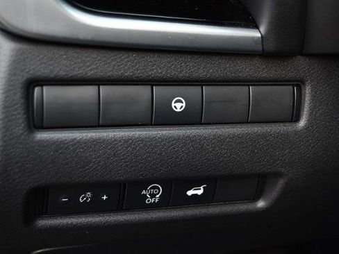 Certified 2024 Nissan Rogue SL image 11