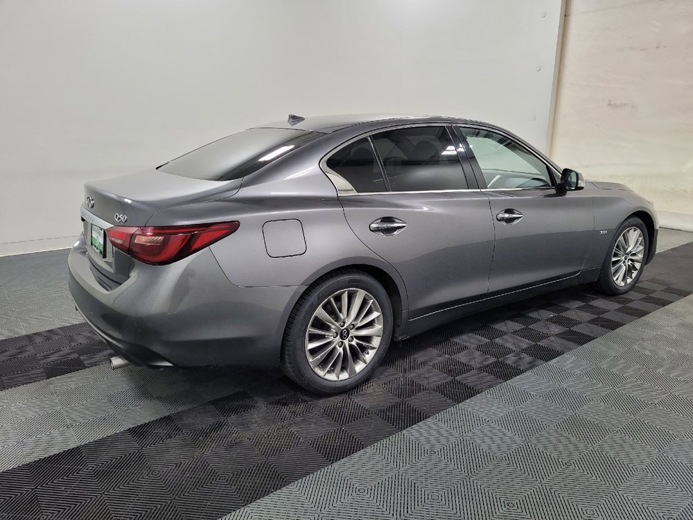 Used 2019 INFINITI Q50 Luxe w/ Essential Package (3.0T Luxe) AWD/4WD image 10