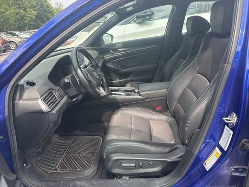 Used 2019 Honda Accord Sport image 5