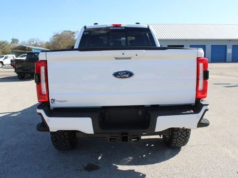 Used 2023 Ford F250 Lariat w/ Lariat Ultimate Package image 9