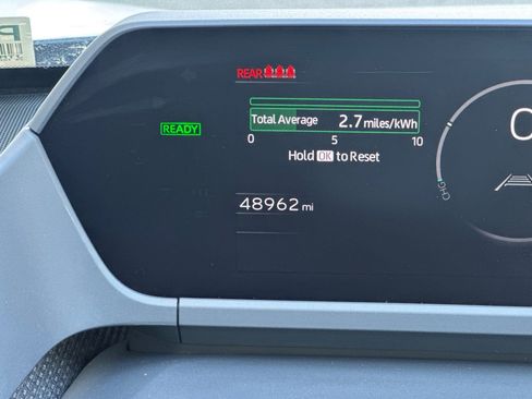 Used 2025 Toyota bZ4X FWD image 30