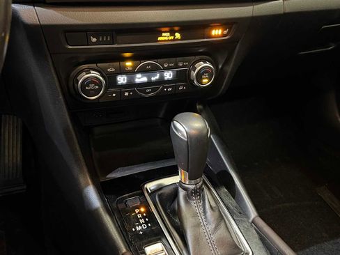 Used 2017 MAZDA MAZDA3 Touring w/ Popular Equipment Package image 24