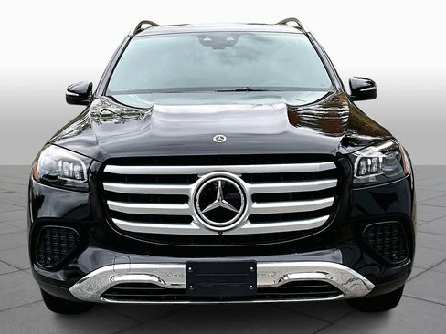 New 2026 Mercedes-Benz GLS 450 4MATIC image 3