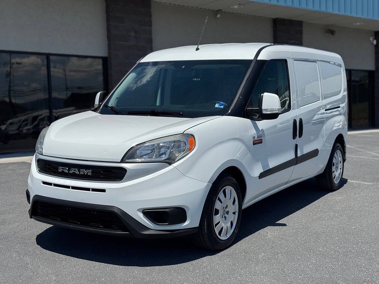 Used 2020 RAM ProMaster City Tradesman SLT FWD image 2