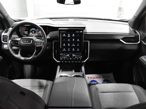 Used 2025 GMC Acadia Elevation image 7