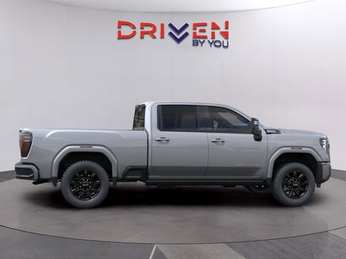 New 2026 GMC Sierra 2500 AT4 w/ AT4 Premium Plus Package image 6