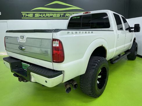 Used 2013 Ford F350 Platinum w/ Platinum Pkg image 10