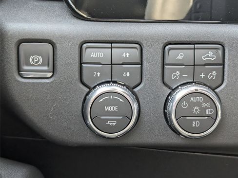 New 2026 GMC Sierra 1500 Elevation w/ Elevation Premium Package image 17