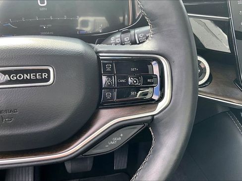 Used 2022 Jeep Grand Wagoneer Series I image 19