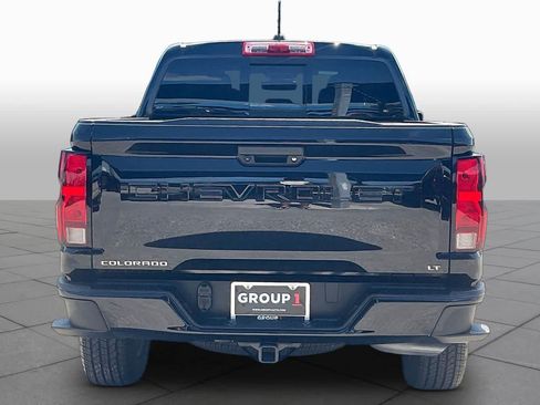 Used 2023 Chevrolet Colorado LT w/ LT Convenience Package II AWD/4WD image 5