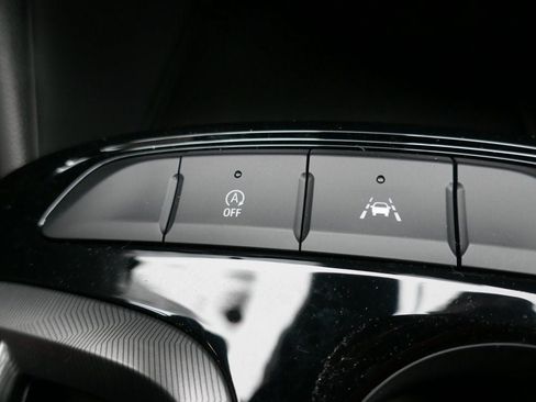 New 2026 Buick Envista Sport Touring w/ Convenience I Package FWD image 18
