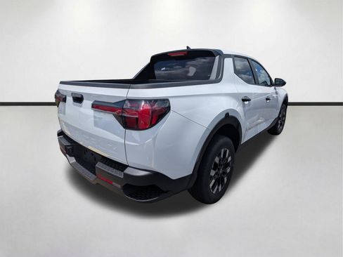New 2026 Hyundai Santa Cruz SE FWD image 3