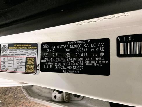 Used 2019 Kia Forte LXS FWD image 32