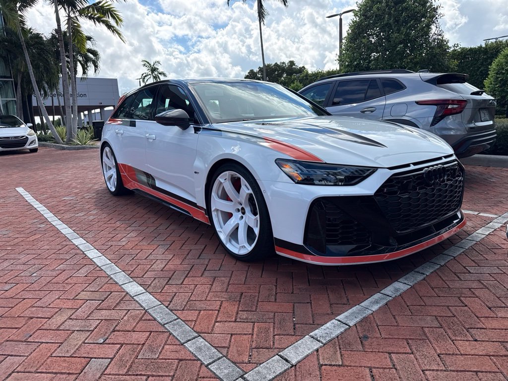 Used 2025 Audi RS 6 performance AWD/4WD image 1