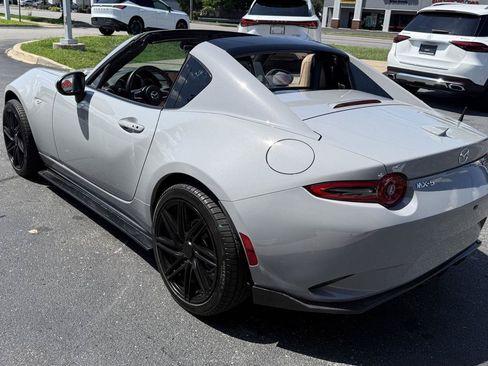 Used 2025 MAZDA MX-5 Miata RF Grand Touring RWD image 6