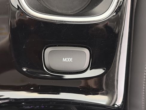 Used 2022 Buick Envision Preferred FWD image 27