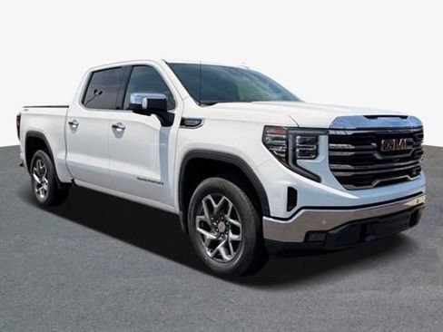 Used 2024 GMC Sierra 1500 SLT w/ SLT Premium Plus Package AWD/4WD image 4
