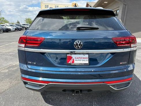 Used 2020 Volkswagen Atlas Cross Sport SE w/ Towing Package AWD/4WD image 4