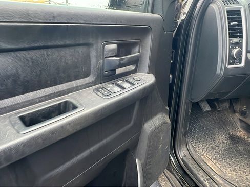 Used 2017 RAM 2500 Tradesman image 15