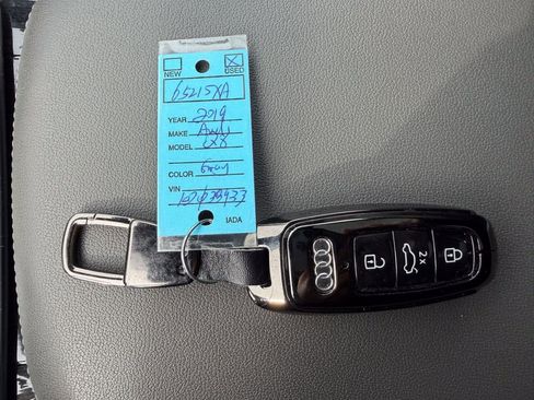 Used 2019 Audi Q8 Prestige w/ Towing Package image 32