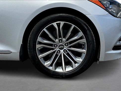 Used 2017 Genesis G80 3.8 image 8