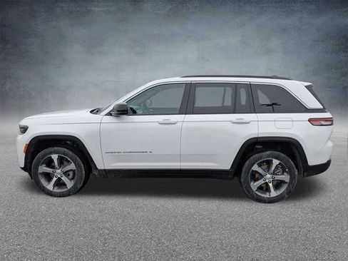 New 2026 Jeep Grand Cherokee Limited AWD/4WD image 8