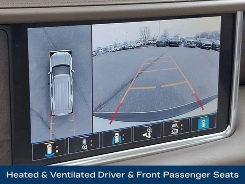 Used 2021 GMC Yukon XL Denali w/ Denali Premium Package image 24