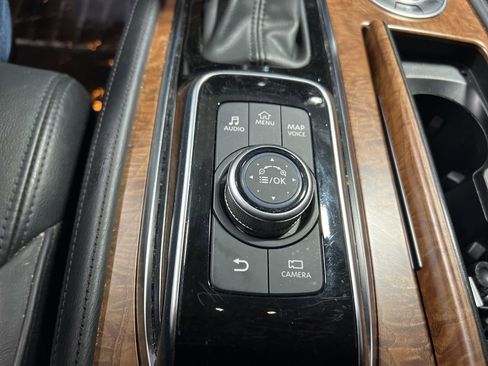 Used 2023 Nissan Armada SL w/ Captain's Chairs Package RWD image 35