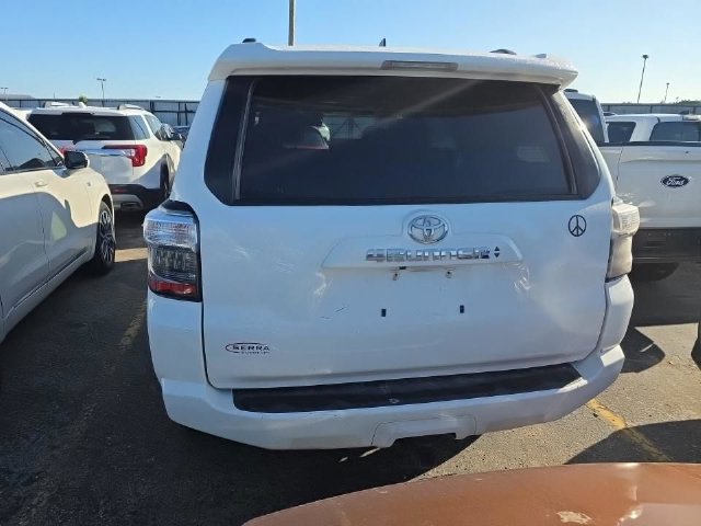 Used 2023 Toyota 4Runner SR5 Premium w/ Moonroof Package AWD/4WD image 19