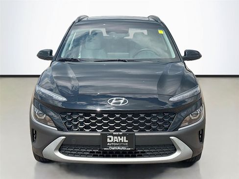 Certified 2023 Hyundai Kona SEL w/ Convenience Package AWD/4WD image 3