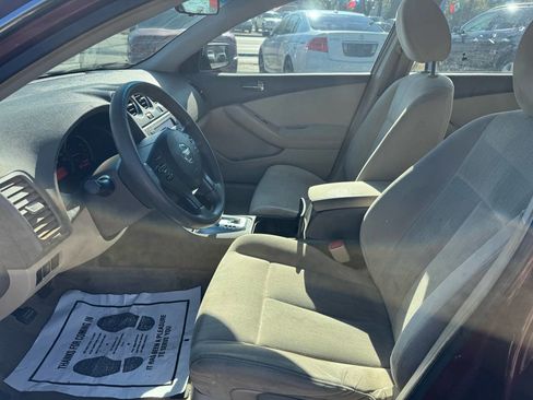 Used 2011 Nissan Altima 2.5 S image 4