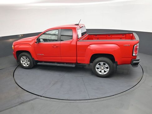 Used 2016 GMC Canyon SLE AWD/4WD image 29