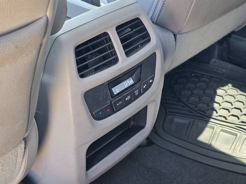 Used 2016 Honda Pilot EX-L image 19
