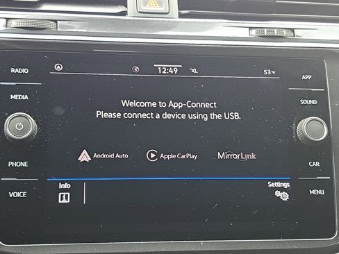 Certified 2023 Volkswagen Tiguan SE R-Line image 22