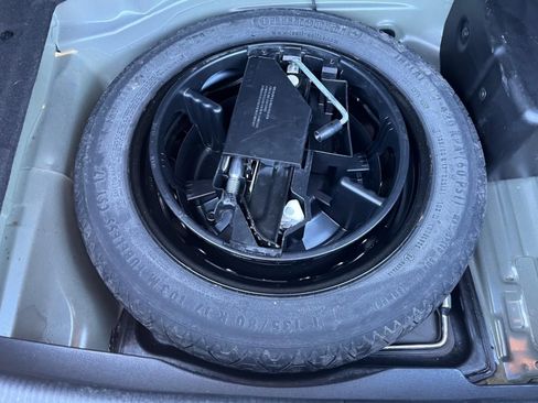 Used 2016 Mercedes-Benz E 400 Coupe image 29